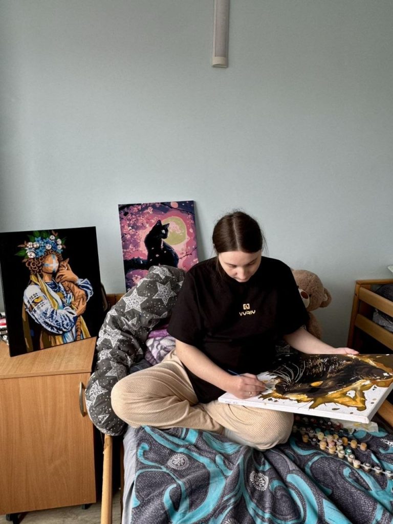 Острівці спокою: арт-терапія в непростий період вагітності