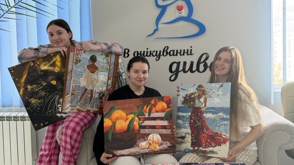 Острівці спокою: арт-терапія в непростий період вагітності